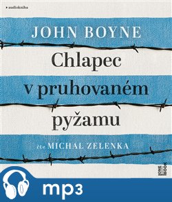 Chlapec v pruhovaném pyžamu